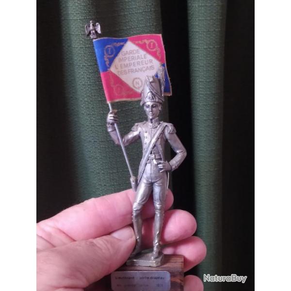 LIEUTENANT PORTE DRAPEAU, GARDE IMPERIALE 1811, FIGURINE DES ETAINS DU PRINCE 17CM, 1ER EMPIRE