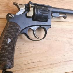 Splendide revolver 1887 civil, calibre 8mm