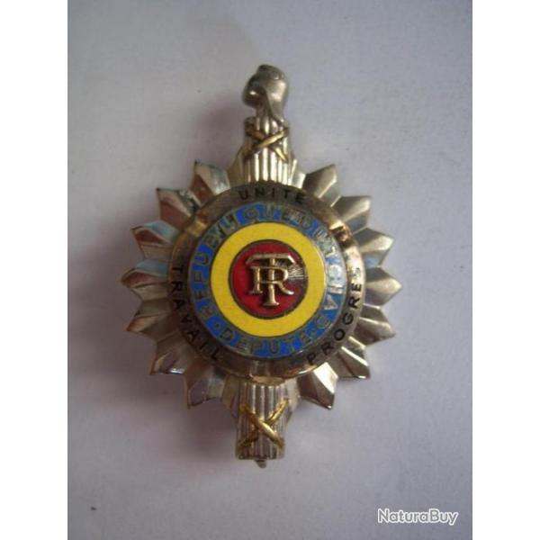 RARE INSIGNE  DEPUTE REPUBLIQUE TCHAD en argent