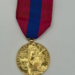 (76.003) Médaille de la Défense Nationale