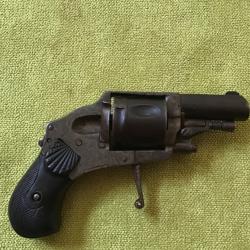 REVOLVER BULLGOG TYPE HAMMERLESS. FABRICATION LIEGOISE CAL 320