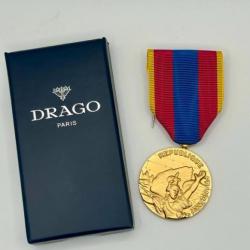 (76.006) Médaille de la Défense Nationale - NEUVE - Drago