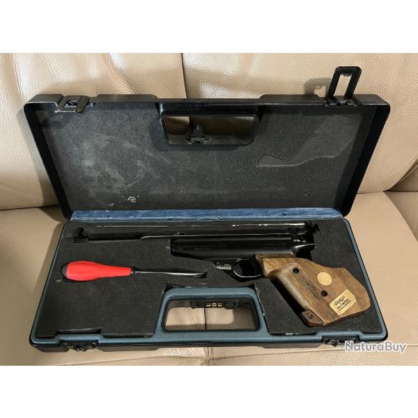 Pistolet de tir sportif Feinwerkbau modle 65