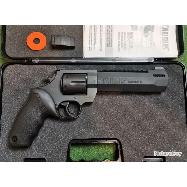 Revolver TAURUS Raging Hunter - Calibre .44 Magnum - Canon 6"3/4 - Frein de bouche intgr (Occasion