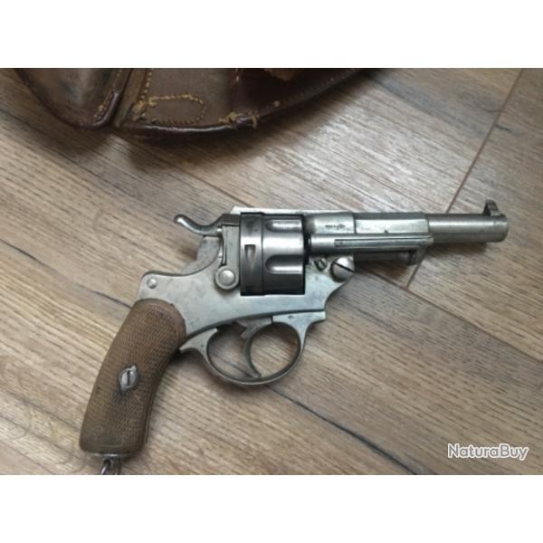 Revolver civil modle 1874 - St ETIENNE - calibre 11 mm