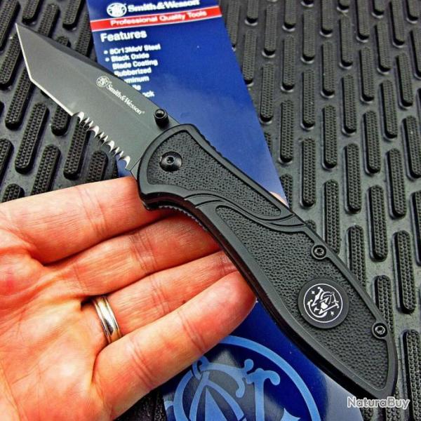 Couteau Tactical Tanto Smith&Wesson Lame Acier 8Cr13MoV Serrated Manche Aluminium Linerlock Clip