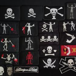 Lot écussons morale patch tactical pirate 21 pièces.