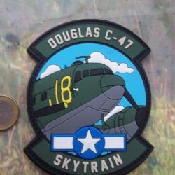 gros écusson PVC collection Douglas C-47 Skytrain avion transport militaire