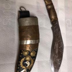 Superbe Kukri, sans réserve