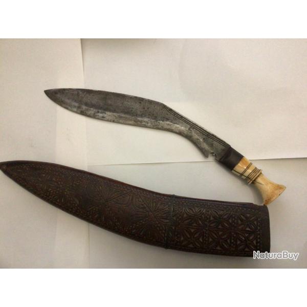 VENDU PAR LE-CUIRASSIER ENORME KUKRI FOURREAU BOIS MANCHE IVOIRE TRS ANCIEN