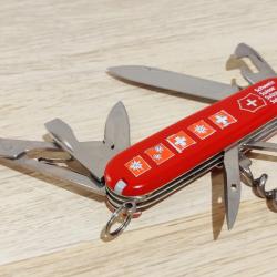 Victorinox couteau suisse Climber Swiss Flags