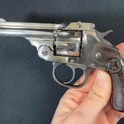 REVOLVER IVER JOHNSON cal 32sw short