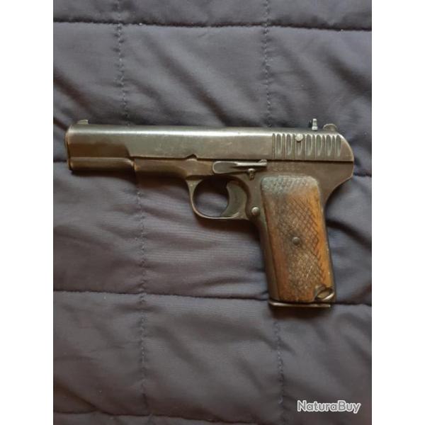 Tokarev TT33 neutralis