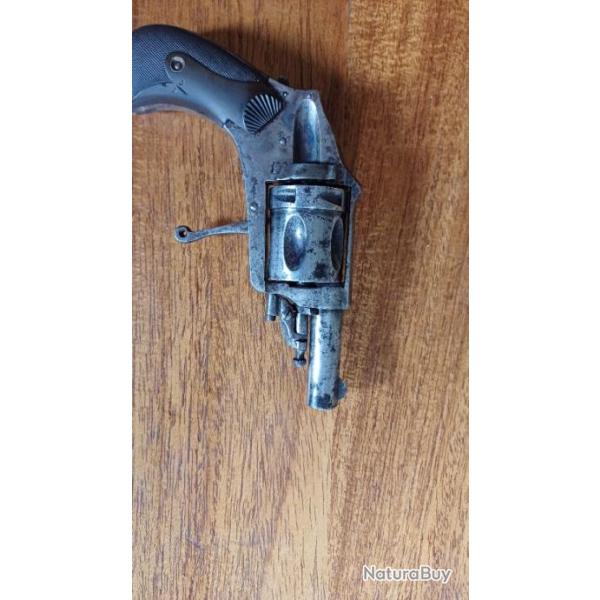 Revolver hammerless 8.92mm