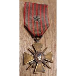 Croix de Guerre 1914 - 1918 avec une étoile / citation