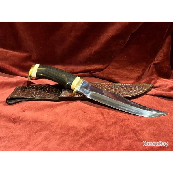 Trs beau couteau  Bowie custom avec manche en palissandre et ivoire et tui.