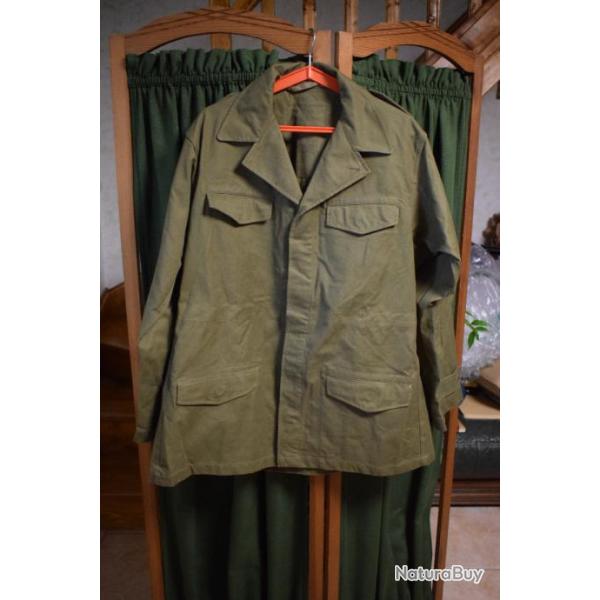 VESTE DE COMBAT TTA 47, TROUPES DE MONTAGNE RABAT SIMPLE DATEE 52 GUERRE D'INDOCHINE