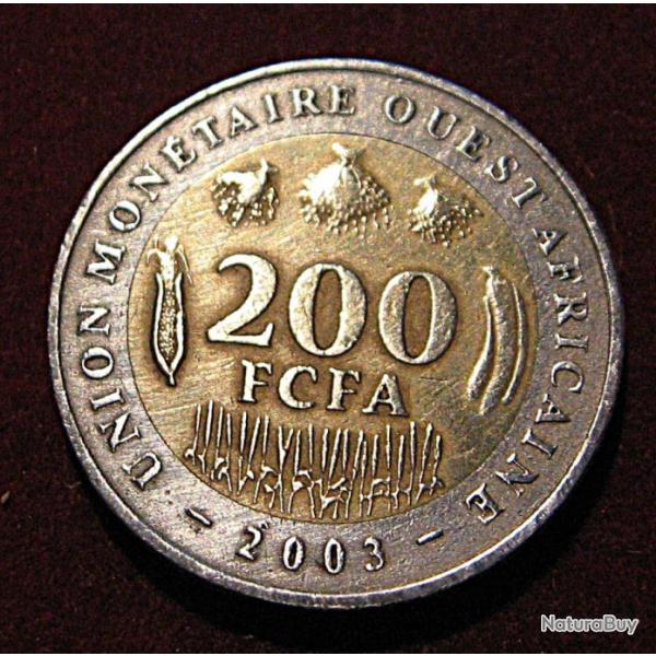 Afrique  piece de 200 francs  FCFA  2003 bi-color diametre 19,5 mm ttb