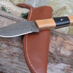 Skinner Couteau de Chasse Damas Lame Drop Point 256 Couches Manche Bois/Micarta Fab Artisanale Etui