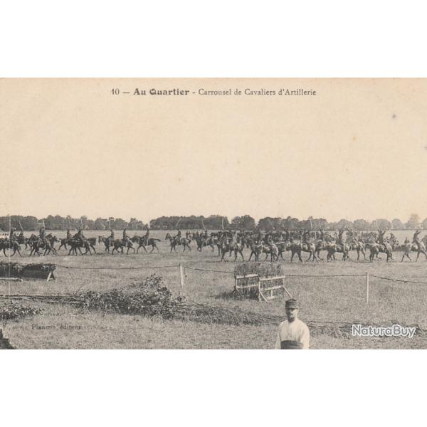 CPA -Au Quartier-Carrousel de Cavaliers d'Artillerie