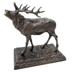 Statuette brame du cerf en bronze