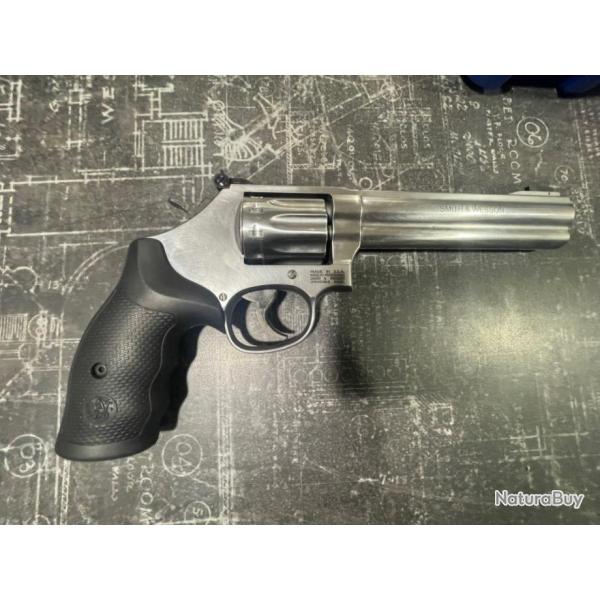 SMITH & WESSON S&W 617 22LR 6" 10CPS