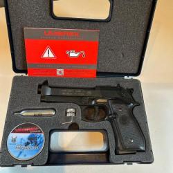 Umerex Beretta M92 FS. Pour le connaisseur Co2 diabolo précision et qualité. Comme neuf. canon raye.