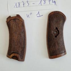 Vends plaquettes de crosse pour revolver Vends plaquettes de crosse po Delvigne modèle 1873 et 1874