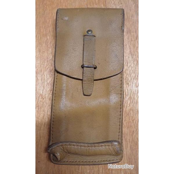 Ancien porte-chargeur militaire franais cuir pour PM MAT 49 - Indochine Algrie