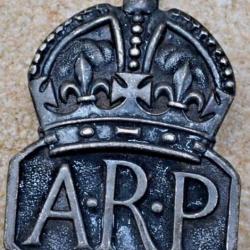 Badge Personnel Feminin ARP GB WW2-Defense Passive