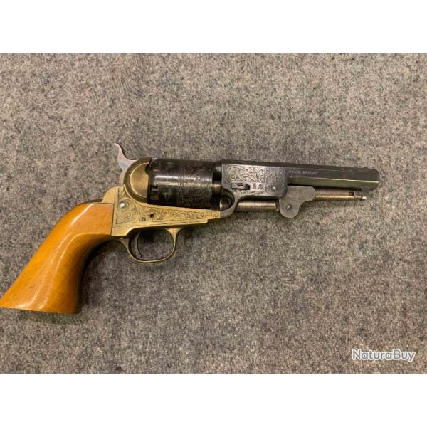 Pietta Navy 1851 Sheriff calibre 36 , carcasse laiton, grav (reproduction)