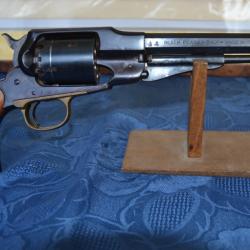 Remington 1858 UBERTI  36 poudre noire