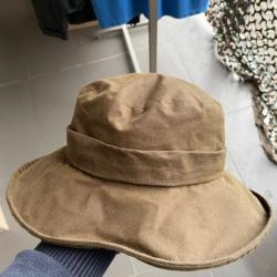 Chapeau, huile, femme Barbour à 1