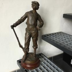 Statuette en régule 43cm champion de tir par louis Moreau