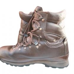 Chaussures de combat en cuir ALT-BERG  armée britannique Pointure 46