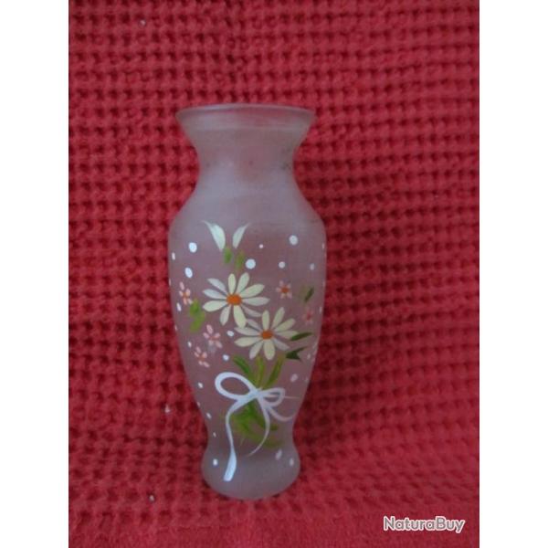 Petit vase en verre dpoli dco maille 1960