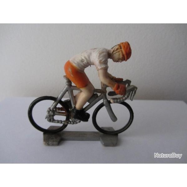 Ancien cycliste tour de france maillot blanc