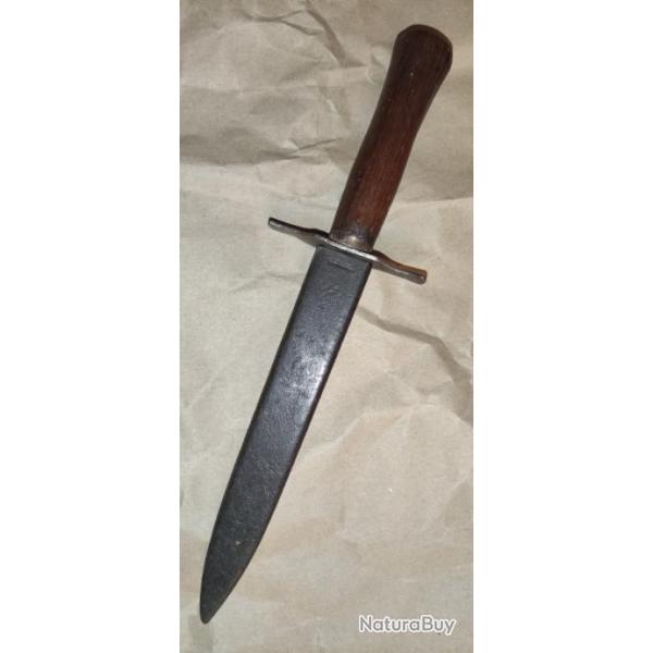 Poignard de combat modle 1916 dit Vengeur de 1870 arme franaise poilu WW1 Delaire