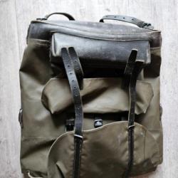 Sac à dos armée suisse. Grosse capacité. Top pour randonneurs, chasseurs, ...