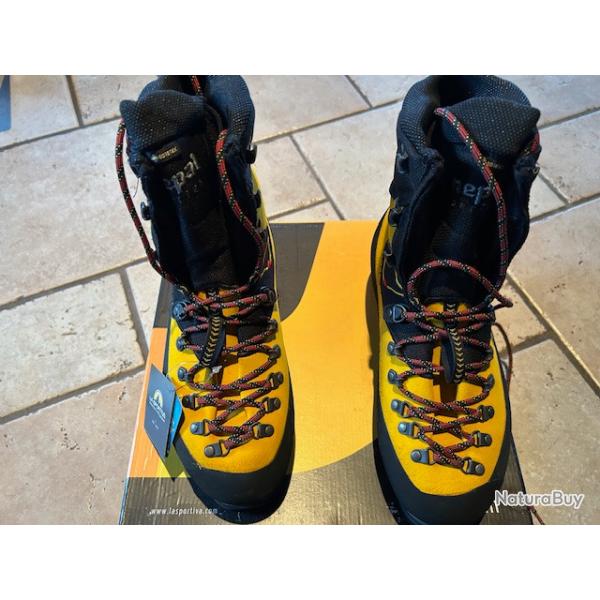 Chaussure La Sportiva Nepal Cube GTX