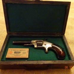 Beau revolver Whitney Ville Modèle 1871 Cal 22 short en coffret