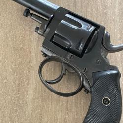 Revolver cal 38  British Bulldog« NOËL VERVIER DELVAUX »