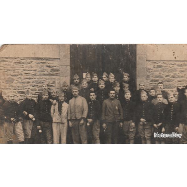 CPA - Carte Photo d'un groupe de soldats N 727