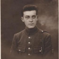 CPA-Carte Photo d'un soldat N° 033