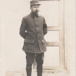 CPA-Carte Photo d'un soldat N°109