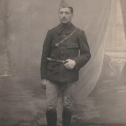 CPA-Carte Photo d'un soldat N°700