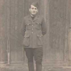 CPA-Carte Photo d'un soldat N°698