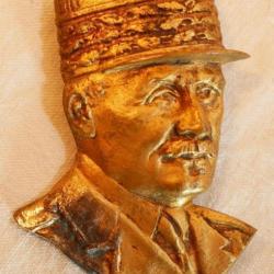 RARE - GRANDE Broche métal doré du Maréchal Pétain avec Visa de Censure - LIS23WW004