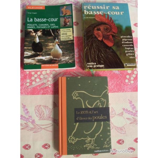 Lot de 3 livres sur les animaux de basse-cour ( poules, pigeons, canards, lapins ... )