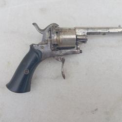 pistolet revolver bulldog